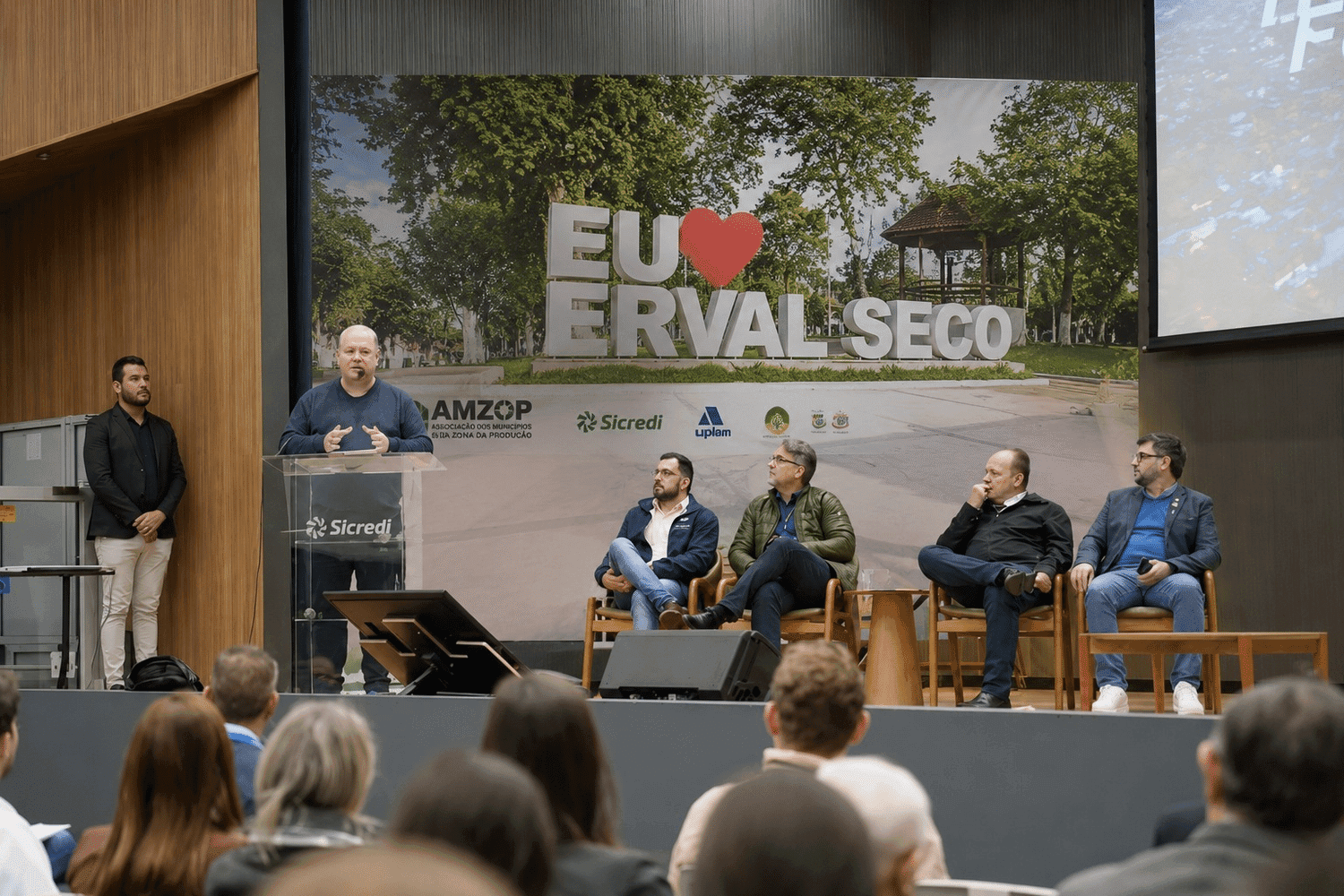Amzop mobiliza municípios da região para encontro do Interioriza Famurs em Erval Seco