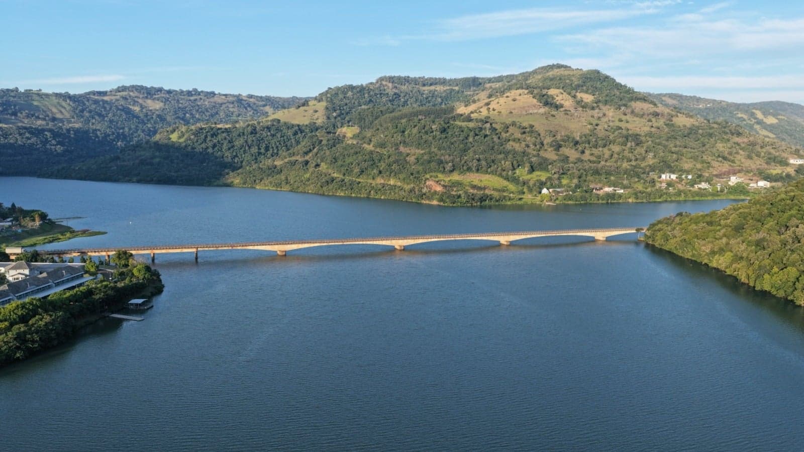 Suspeita de fissura em pilar da Ponte do Goio-Ên leva à interdição parcial da estrutura