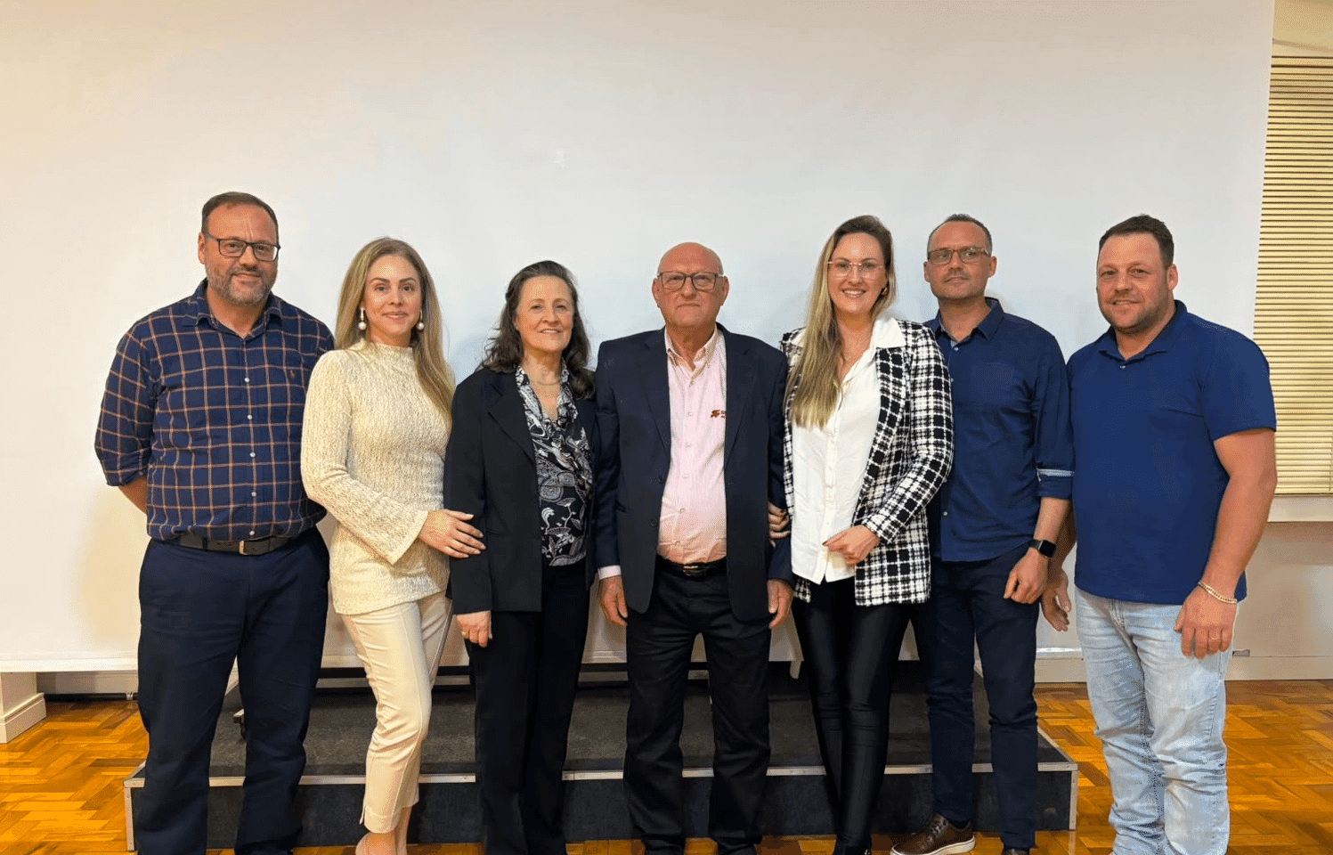 Sady Acadrolli relembra trajetória empresarial em palestra e apresenta projetos para frigorífico de FW