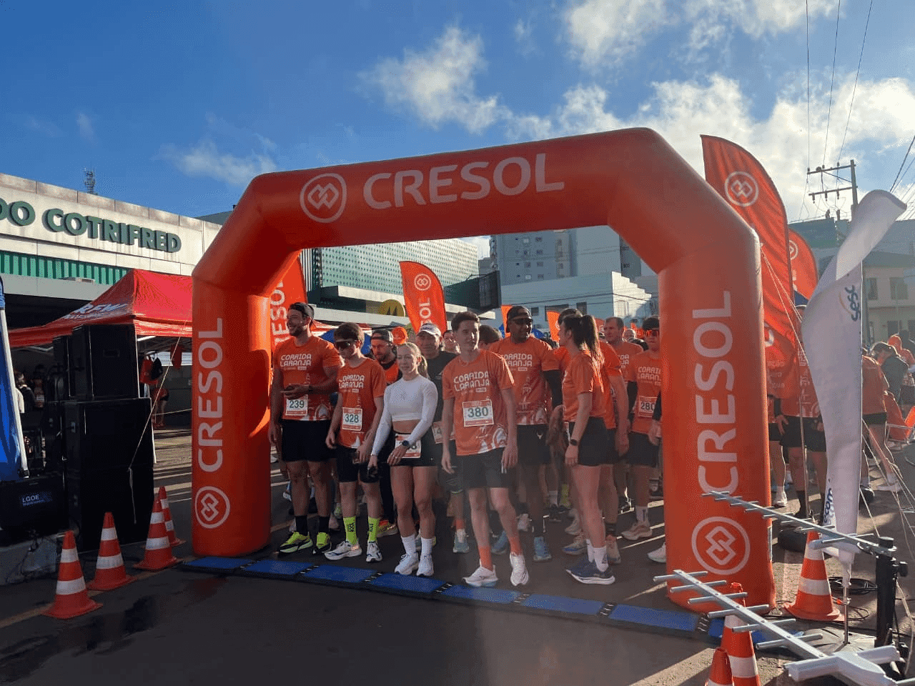 1ª Corrida Laranja da Cresol Raiz reúne 400 participantes