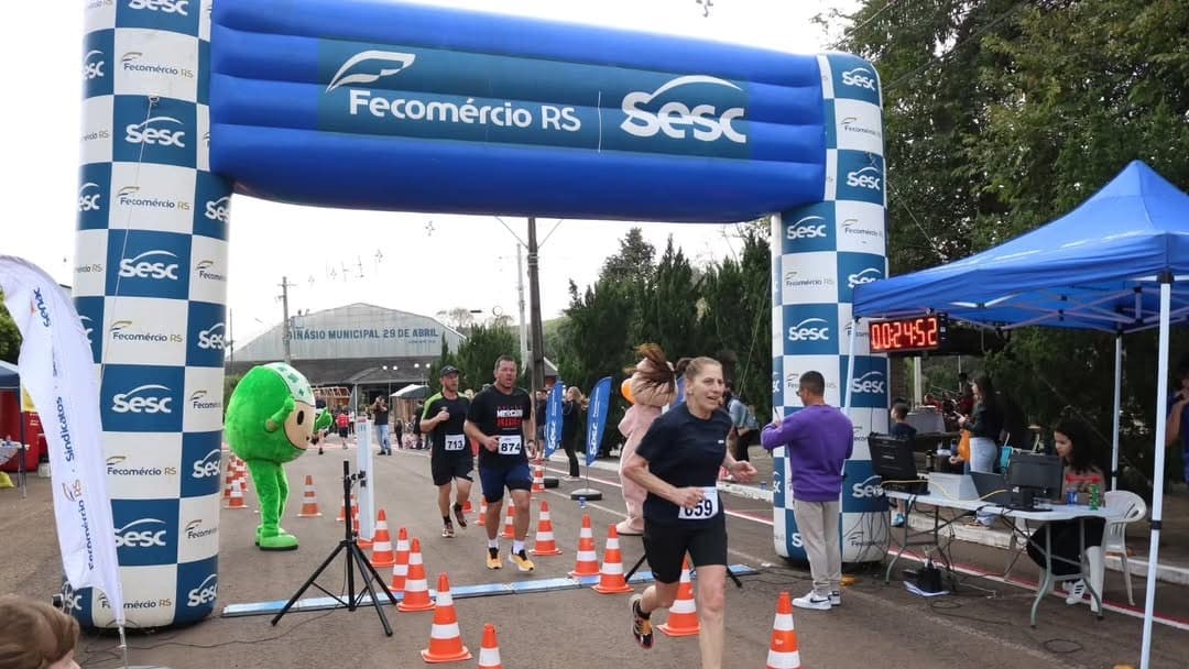Pinhal realiza 1ª Rústica Coopera + e entrega ciclovia com investimento superior a R$ 1 milhão