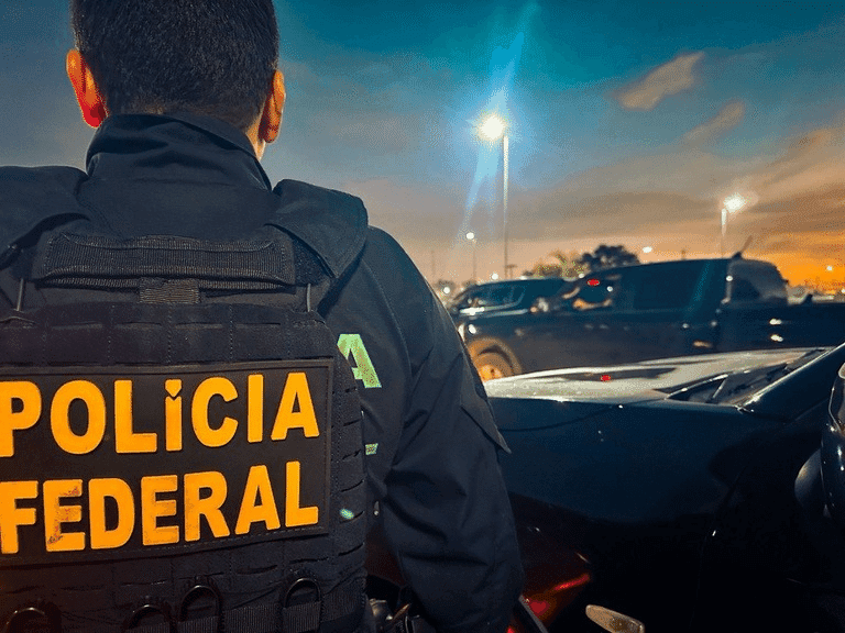 Polícia Federal faz operação contra contrabando de cigarros no Rio Grande do Sul