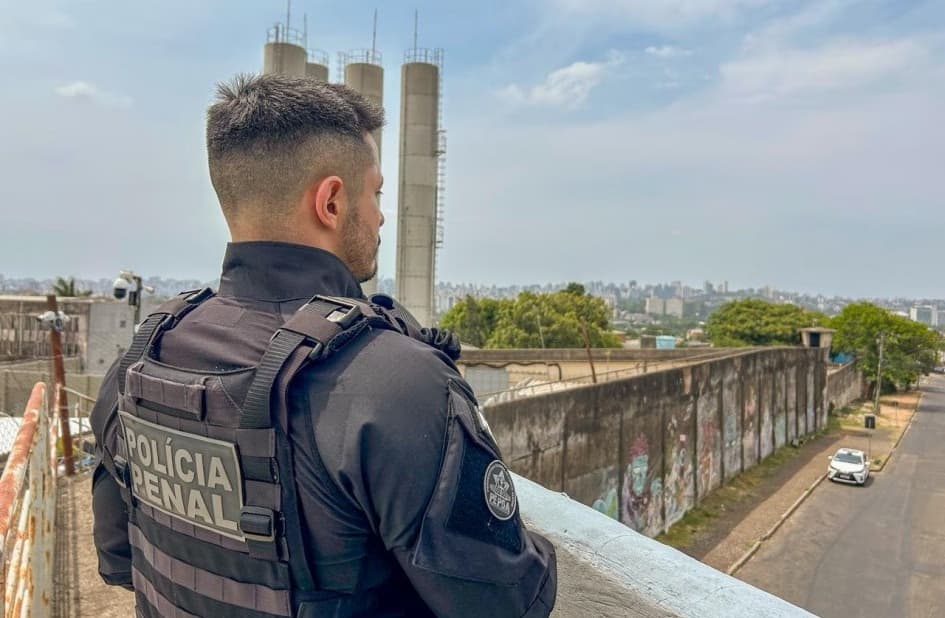 Polícia Penal impede entrada de quase 2,9 mil celulares nos presídios do RS em 2025