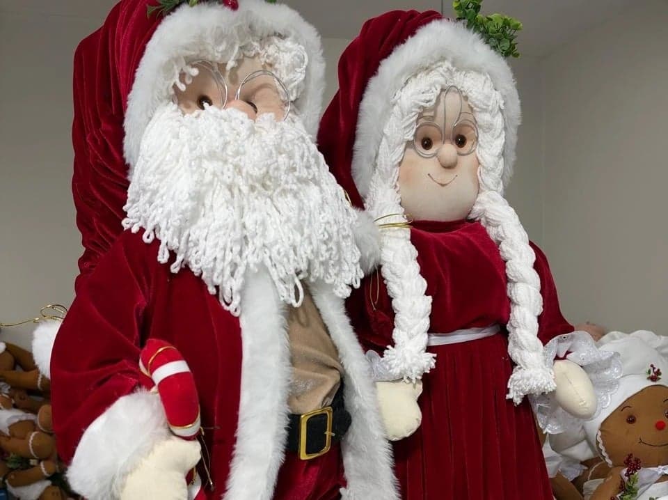 Cristal do Sul prepara decoração natalina com trabalho coletivo e artesanato local
