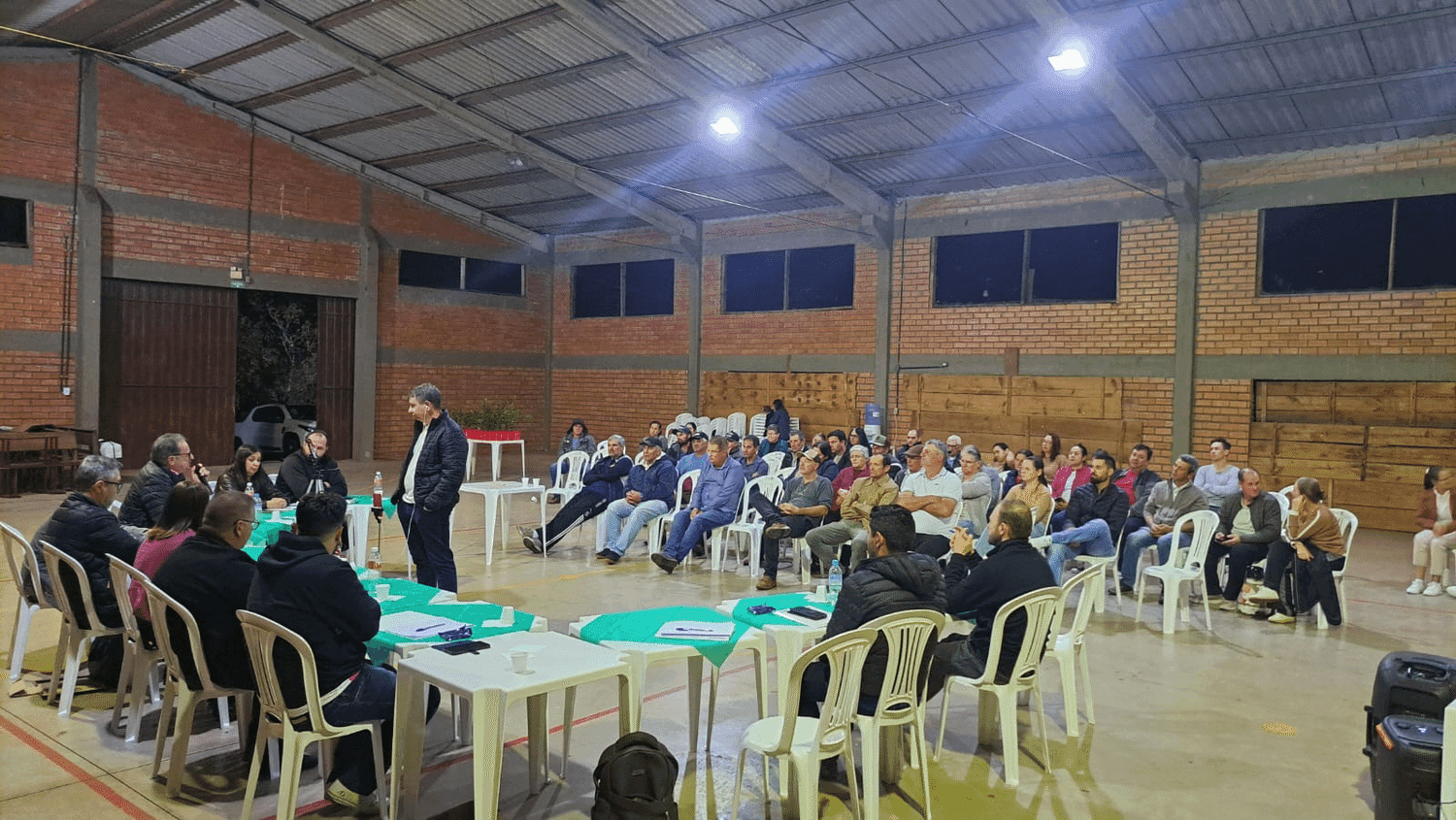 Comunidades levam demandas ao Legislativo de Cristal do Sul em sessão itinerante