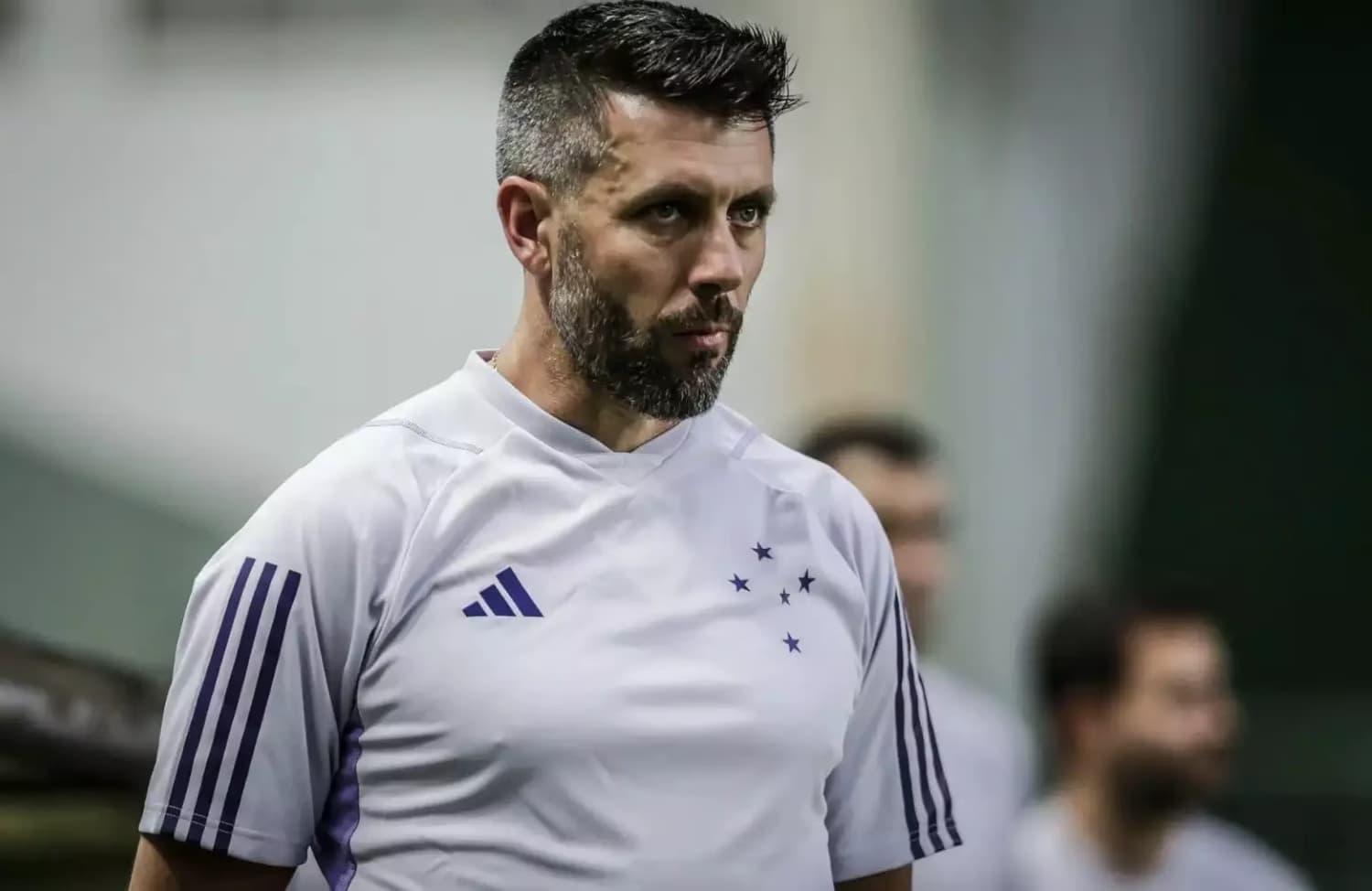 Inter anuncia Paulo Pezzolano como novo técnico