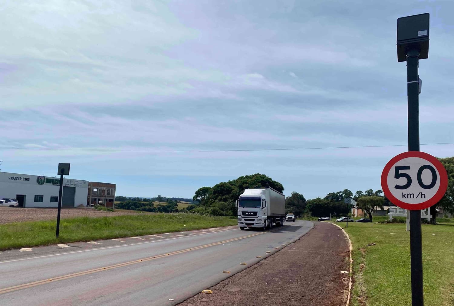 Novas lombadas eletrônicas são instaladas na BR-386 