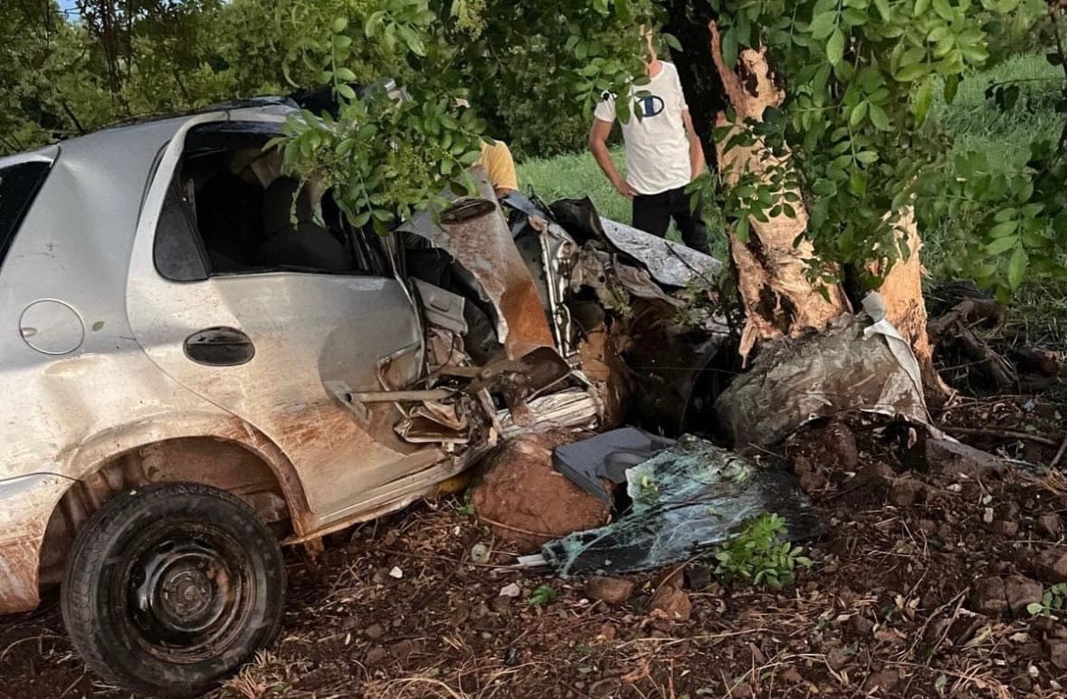 Homem morre em grave acidente na ERS-472, em Palmitinho