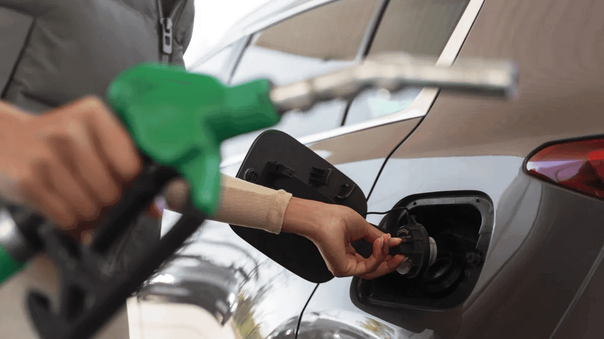 Petrobras anuncia reajuste nos preços da gasolina para as distribuidoras