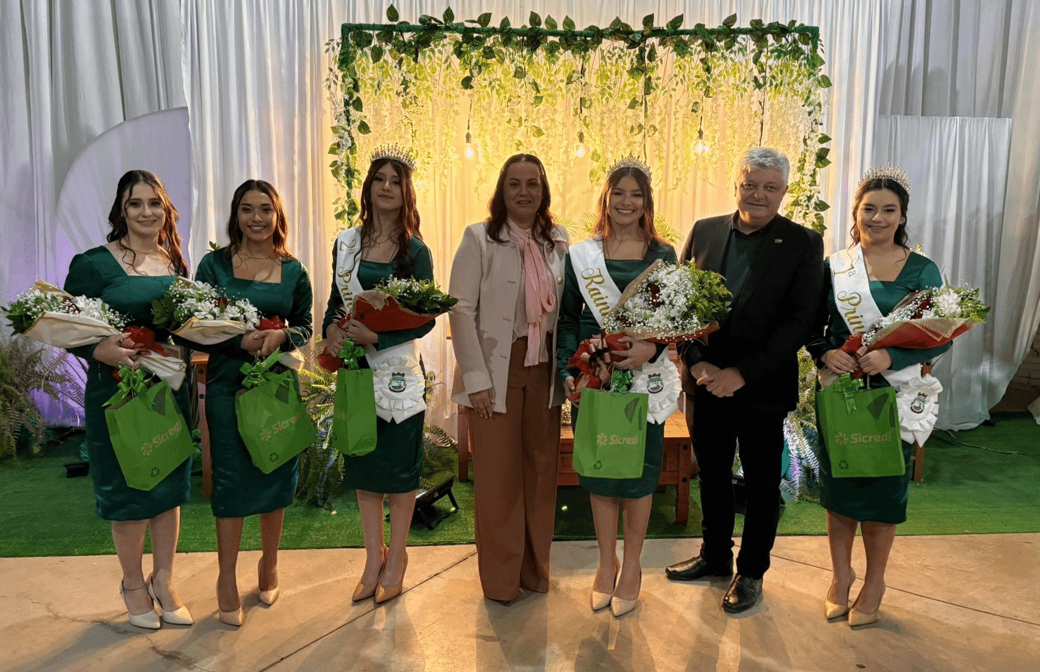 Liberato Salzano celebra 62 anos com programação especial e escolha da nova corte municipal