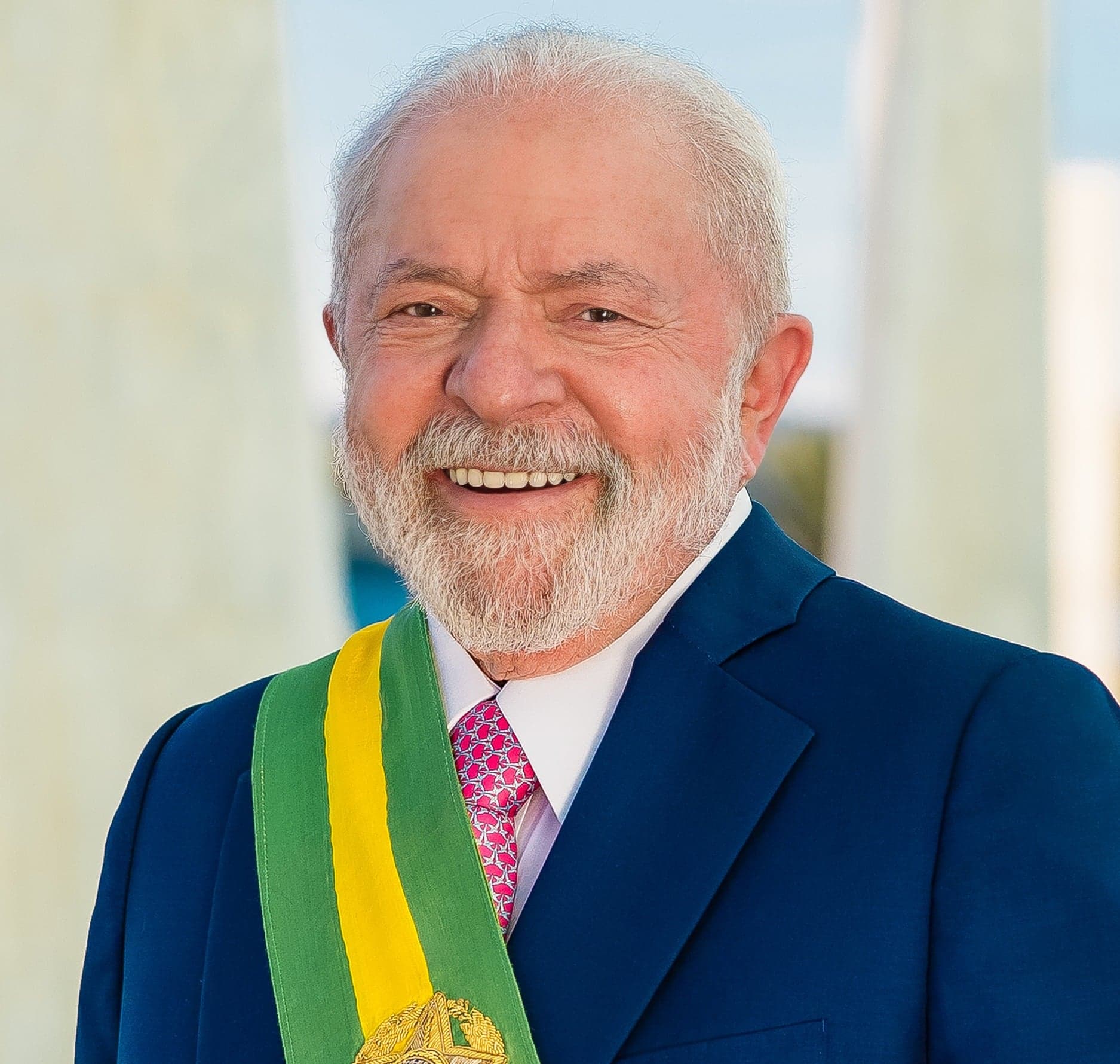 Lula é reeleito presidente do Brasil após virada histórica no segundo turno