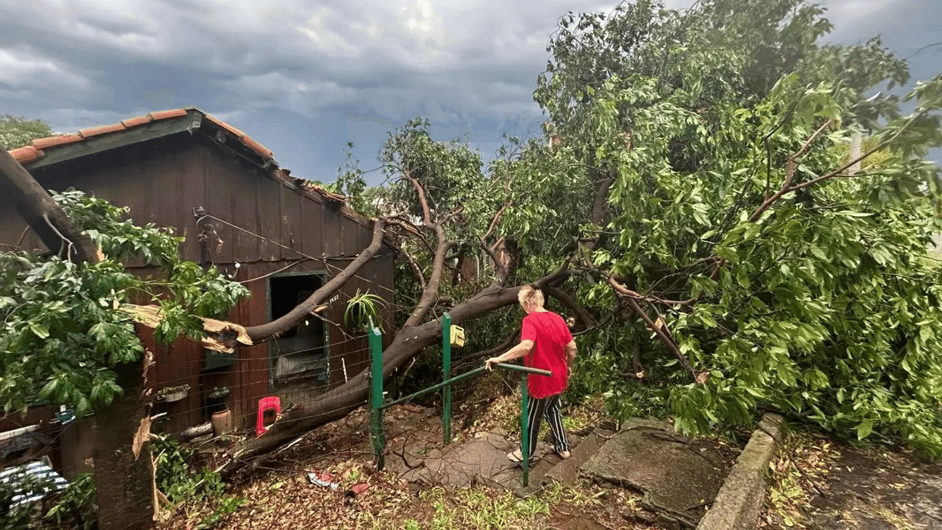 Temporal causa estragos no RS nesta quinta-feira
