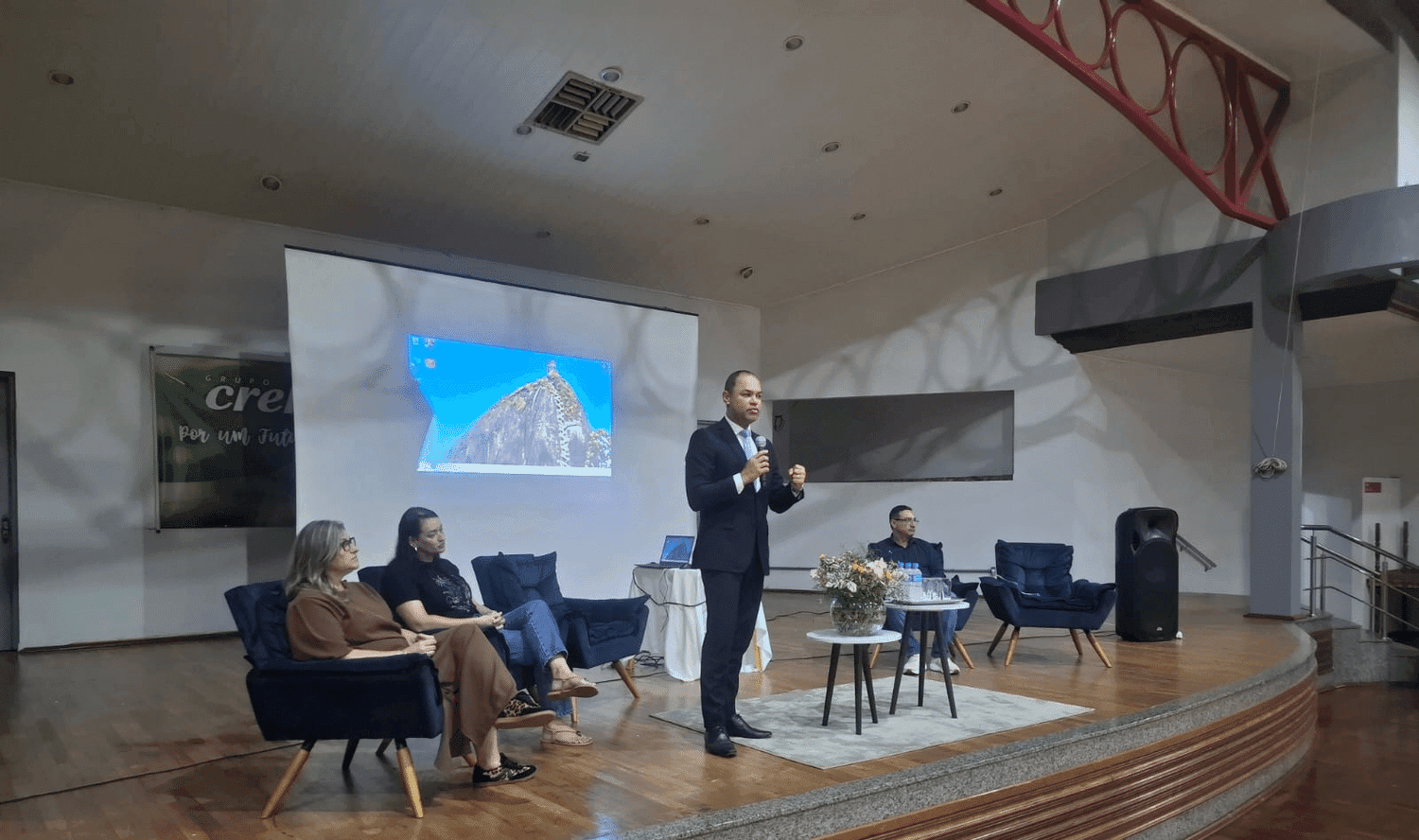 Juiz da Comarca de Rodeio Bonito ministra palestra em Pinhal