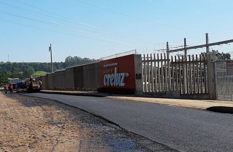 Administração Municipal executa obras de pavimentação asfáltica em Pinhal