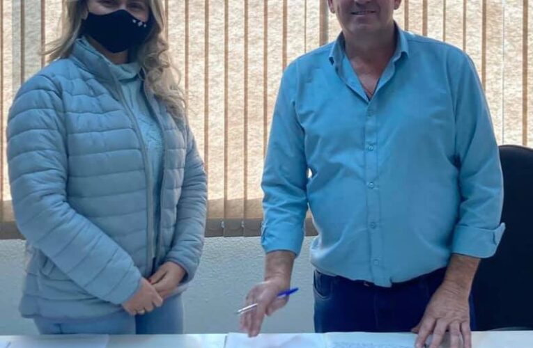 GLAUCIA BROCCO ASSUME EXECUTIVO MUNICIPAL DE CERRO GRANDE-RS