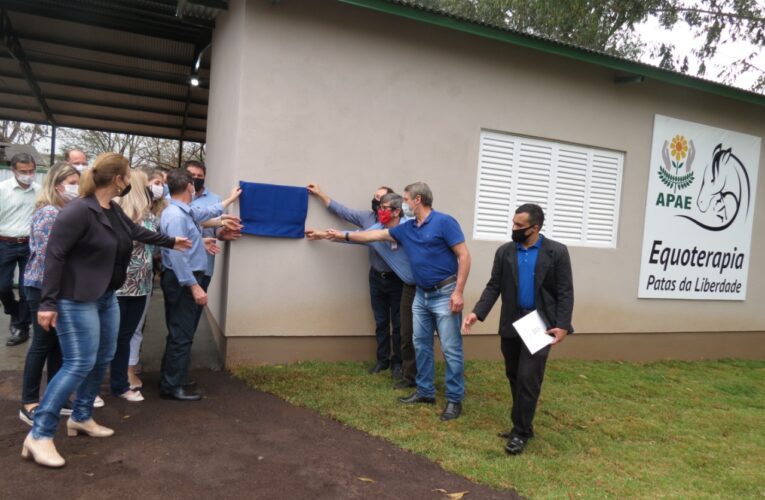 INAUGURAÇÃO DA AMPLIAÇÃO E REESTRUTURAÇÃO  DO ESPAÇO DE EQUOTERAPIA DA APAE DE RODEIO BONITO – RS