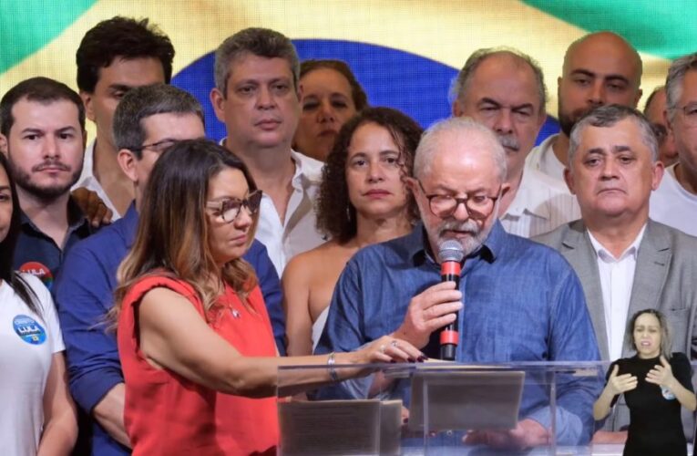 Lula deve anunciar nesta quarta apoio a produtores de leite