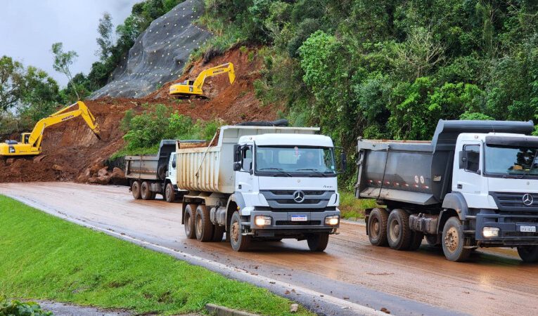 RS ESTIMA PREJUÍZO DE R$ 3 BILHÕES EM ESTRADAS E PONTES DESTRUÍDAS PELA ENCHENTE