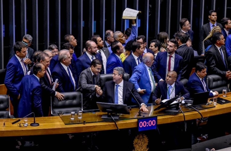 CÂMARA APROVA SEGUNDO PROJETO DE REGULAMENTAÇÃO DA REFORMA TRIBUTÁRIA